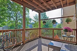 651 E 6th St, Boston, MA 02127 - Photo 23