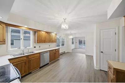 99 Garfield Ave #A, Woburn, MA 01801 - Photo 7