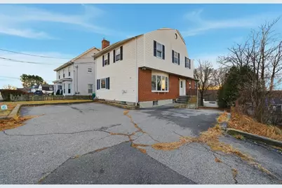 99 Garfield Ave #A, Woburn, MA 01801 - Photo 1