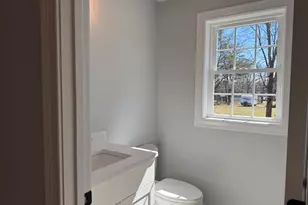 3 Jennifer Cir, Bridgewater, MA 02324 - Photo 5