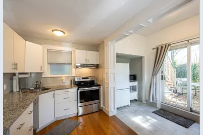 34 Thorndike #34, Somerville, MA 02144 - Photo 3