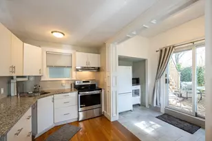 34 Thorndike, Somerville, MA 02144 - Photo 3