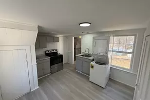 46 Franklin St, Leominster, MA 01453 - Photo 17