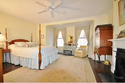 9 West Cedar St, Boston, MA 02108 - Photo 11
