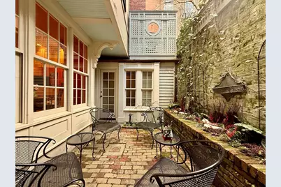 9 West Cedar St, Boston, MA 02108 - Photo 17