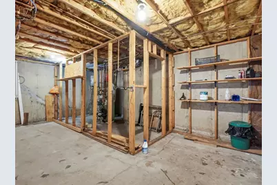 7 Atlas St, Worcester, MA 01604 - Photo 33