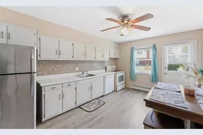 80 Colonial Cir #B, Chicopee, MA 01020 - Photo 13