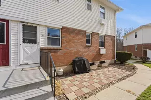 80 Colonial Cir, Chicopee, MA 01020 - Photo 3