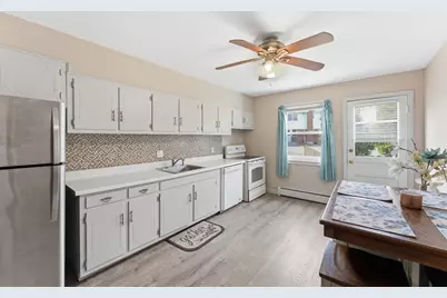 80 Colonial Cir #B, Chicopee, MA 01020 - Photo 15