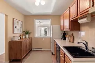 22 Branchfield St, Boston, MA 02124 - Photo 5