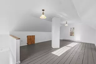 10 Charles St, West Bridgewater, MA 02379 - Photo 27