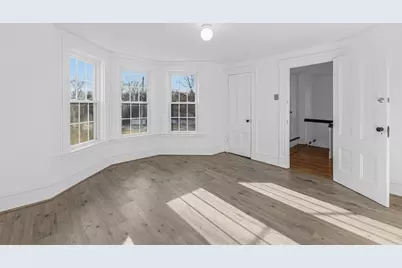 10 Charles St, West Bridgewater, MA 02379 - Photo 17