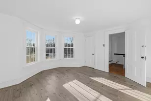 10 Charles St, West Bridgewater, MA 02379 - Photo 17