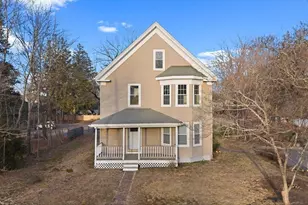 10 Charles St, West Bridgewater, MA 02379 - Photo 35