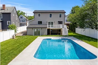 193 Park St, Stoneham, MA 02180 - Photo 1