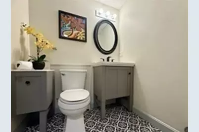 51 Wildwood Ln, Waltham, MA 02451 - Photo 31