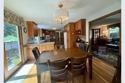 51 Wildwood Ln, Waltham, MA 02451 - Photo 7