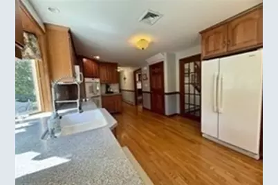 51 Wildwood Ln, Waltham, MA 02451 - Photo 11