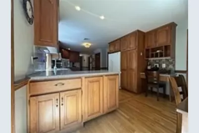 51 Wildwood Ln, Waltham, MA 02451 - Photo 9