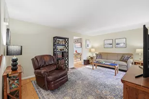 202 Torrey Ln Ext, Holden, MA 01520 - Photo 5