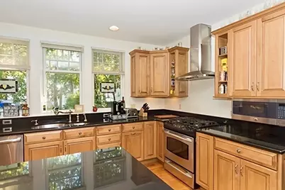 53 Winslow Road, Brookline, MA 02446 - Photo 5