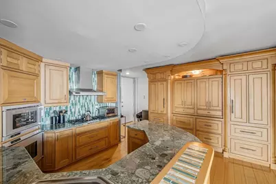 65 East India Row #26F, Boston, MA 02110 - Photo 15