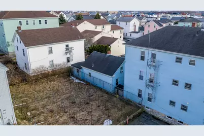 119-121 Tremont St, Fall River, MA 02720 - Photo 9