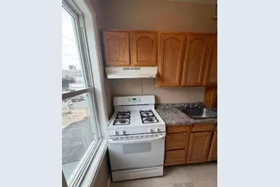 119-121 Tremont St, Fall River, MA 02720 - Photo 3