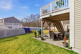 341 Courtney St, Fall River, MA 02720 - Photo 37