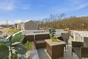 341 Courtney St, Fall River, MA 02720 - Photo 11