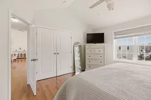 341 Courtney St, Fall River, MA 02720 - Photo 15