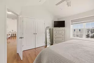 341 Courtney St, Fall River, MA 02720 - Photo 17
