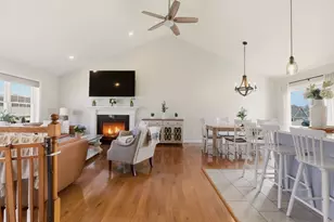 341 Courtney St, Fall River, MA 02720 - Photo 11