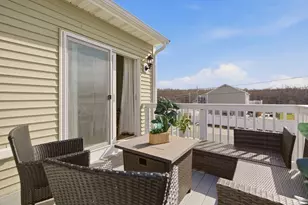 341 Courtney St, Fall River, MA 02720 - Photo 7