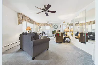 374 Harwich St, New Bedford, MA 02745 - Photo 11