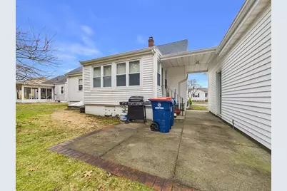 374 Harwich St, New Bedford, MA 02745 - Photo 39