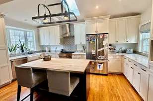 859 Fellsway W, Medford, MA 02155 - Photo 7