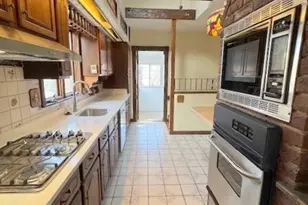 86 Elmer Rd, Boston, MA 02124 - Photo 3