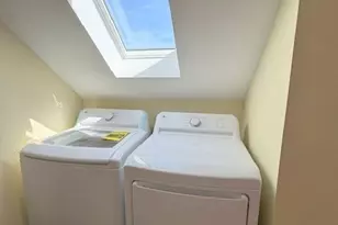 86 Elmer Rd, Boston, MA 02124 - Photo 23