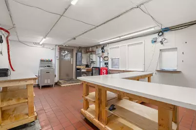 136 Pleasant Street, Ware, MA 01082 - Photo 13