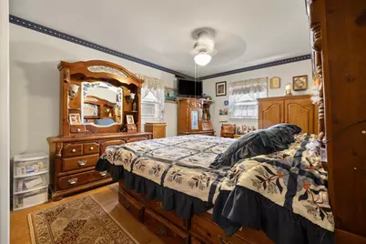 16 Morgan St, Fairhaven, MA 02719 - Photo 11