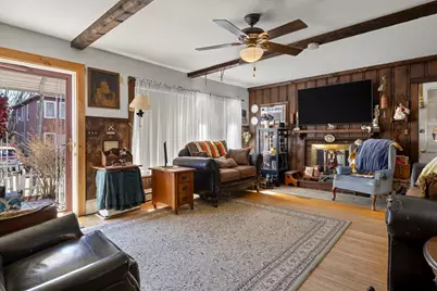 16 Morgan St, Fairhaven, MA 02719 - Photo 5