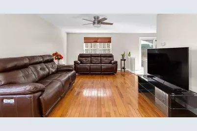 18 Palomino Dr, Franklin, MA 02038 - Photo 9