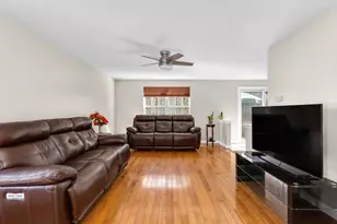 18 Palomino Dr, Franklin, MA 02038 - Photo 9