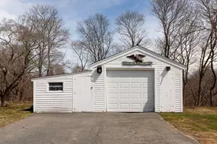 64 South St, Plymouth, MA 02360 - Photo 3