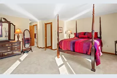 216 W Mountain St, Worcester, MA 01606 - Photo 17