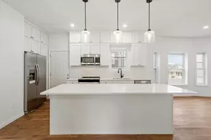 19 Furber Ave, North Andover, MA 01845 - Photo 11