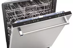 120 Savin Hill Ave, Boston, MA 02125 - Photo 9