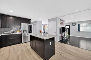 42 Ringgold St, Springfield, MA 01104 - Photo 13