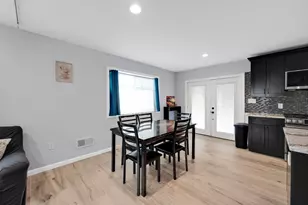 42 Ringgold St, Springfield, MA 01104 - Photo 9